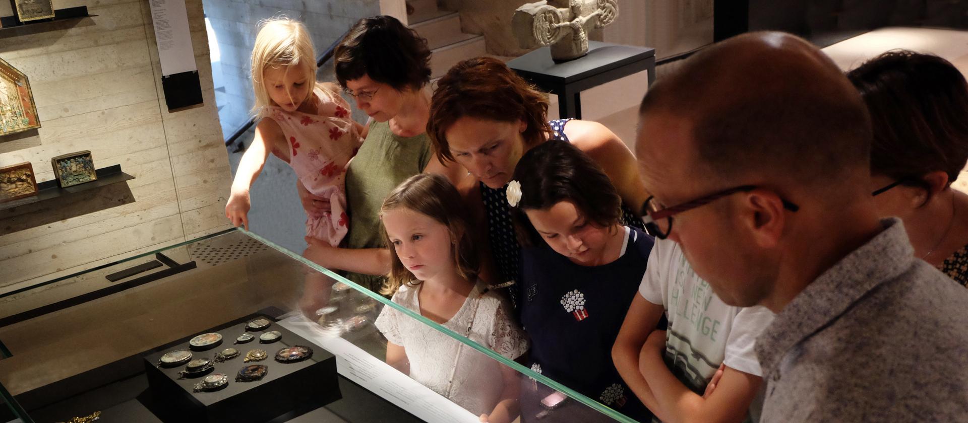 Visite en famille au Musée L