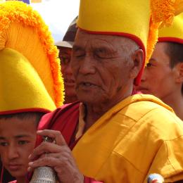 Photo de contexte Rite d’activation d’une statue gigantesque de Bouddha. Moines Gelugpa, Ladakh, 2014, © Photo A.-M. Vuillemenot